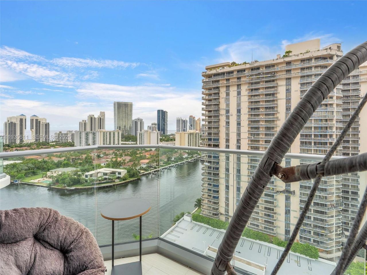 19707 Turnberry Way , Unit 21D, Aventura, FL 33180 Photo