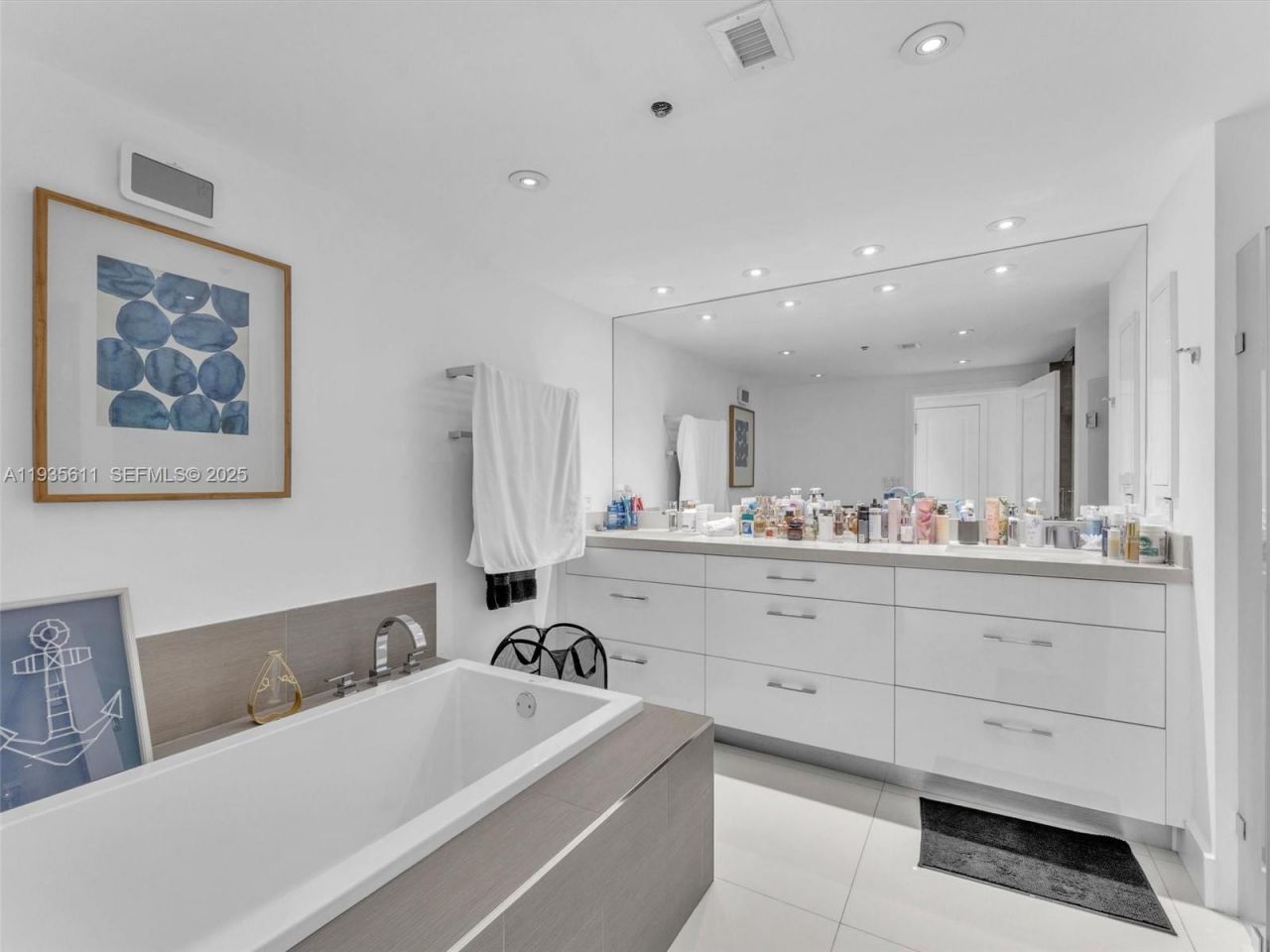 19707 Turnberry Way , Unit 21D, Aventura, FL 33180 Photo