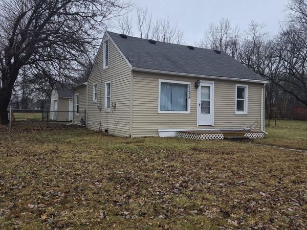 27658 Eton Street, Westland, MI 48186