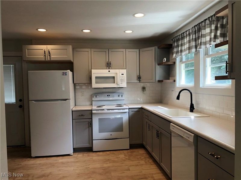 330 Foundry Street, Medina, OH 44256 Photo 4