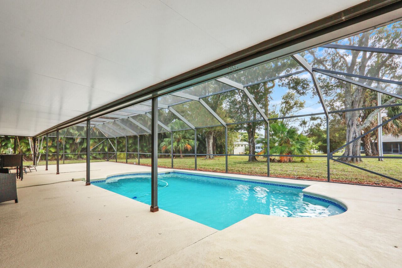 3060 SE Darien Road, Port Saint Lucie, FL 34952 Photo