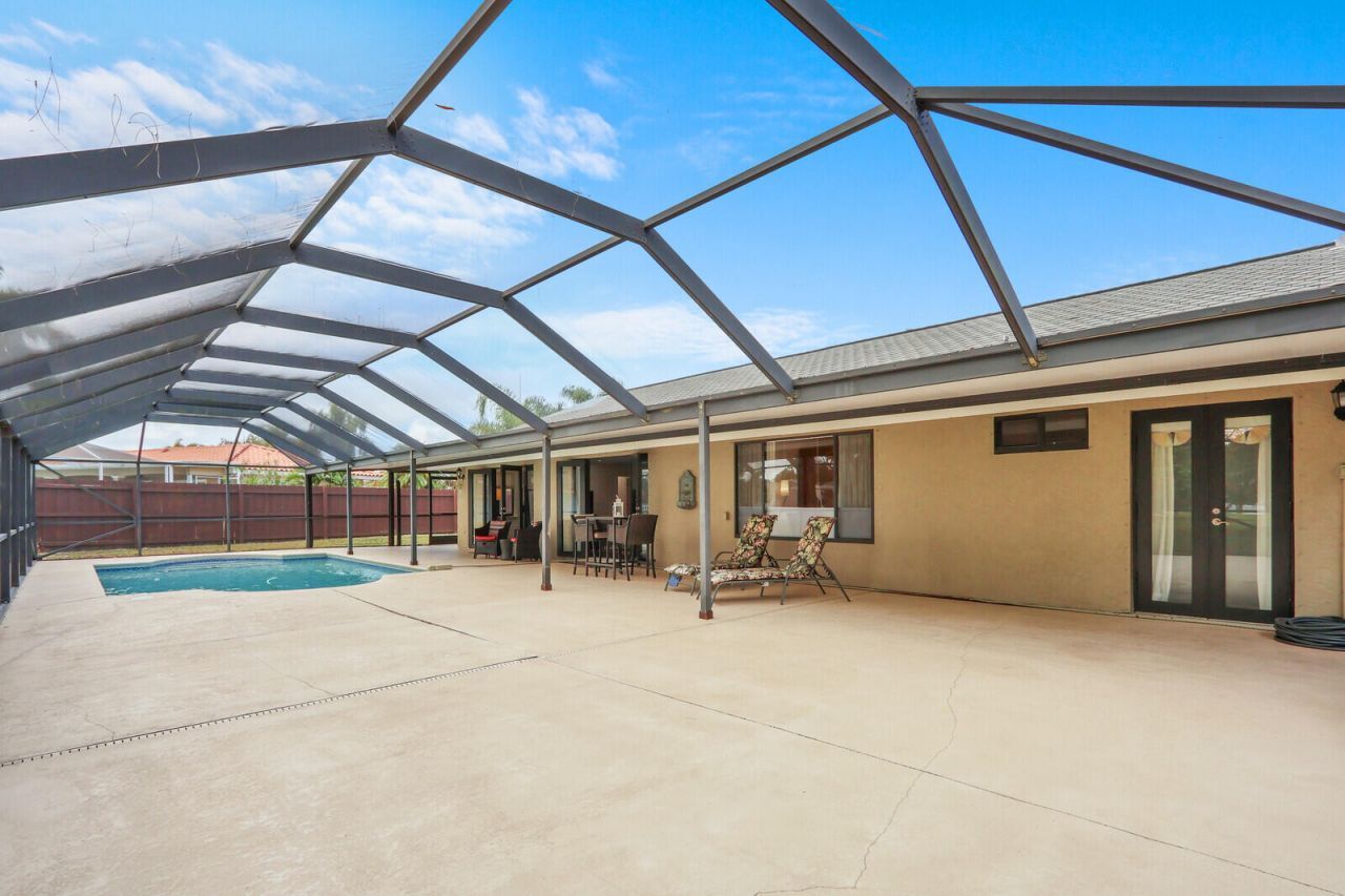 3060 SE Darien Road, Port Saint Lucie, FL 34952 Photo