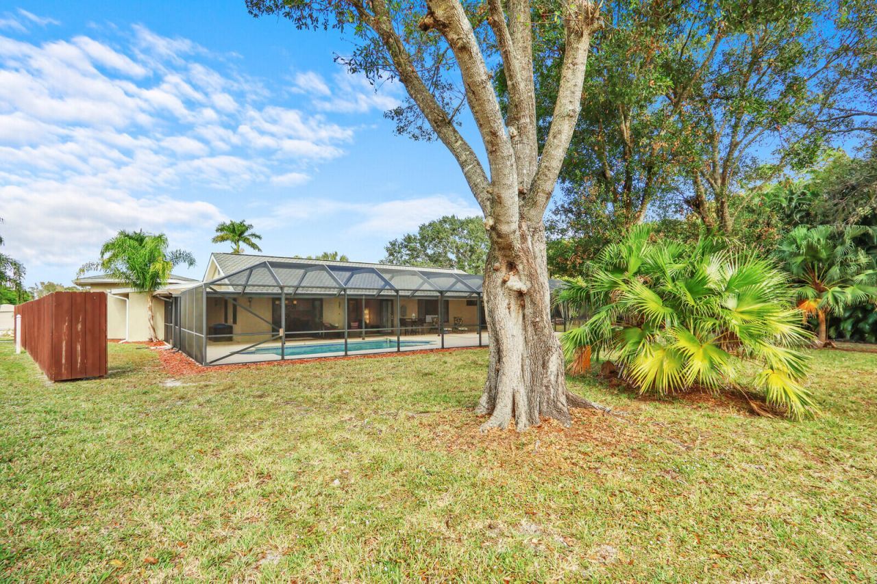 3060 SE Darien Road, Port Saint Lucie, FL 34952 Photo