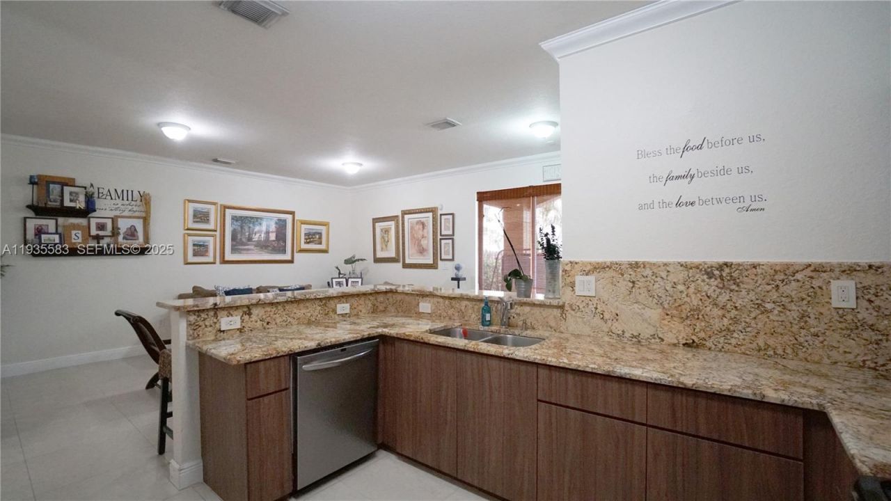 928 SW 154th Path, Unit 928, Miami, FL 33194 Photo