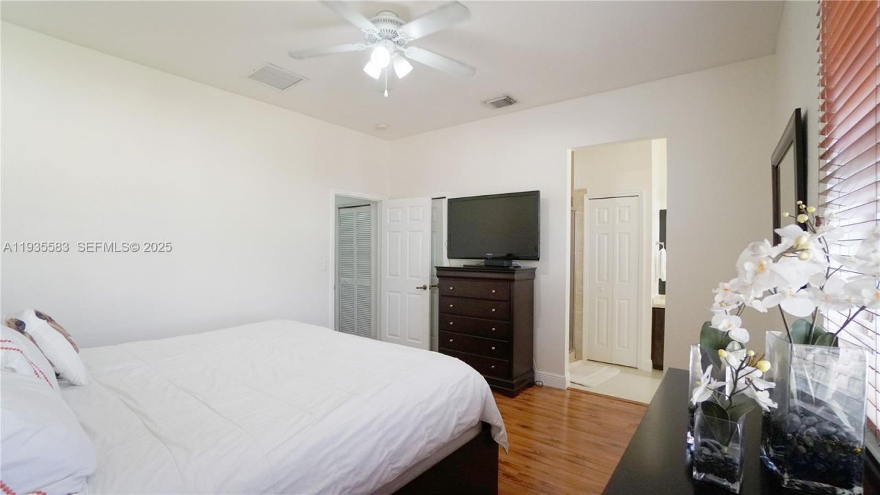 928 SW 154th Path, Unit 928, Miami, FL 33194 Photo