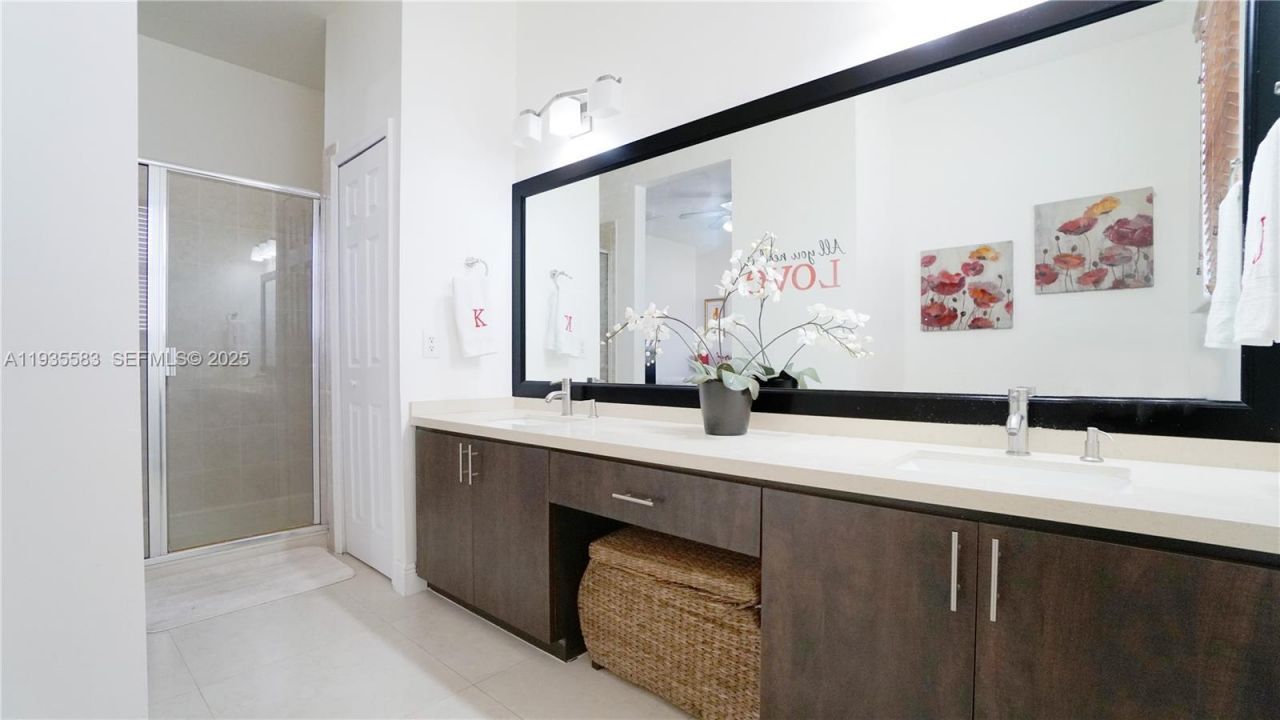 928 SW 154th Path, Unit 928, Miami, FL 33194 Photo