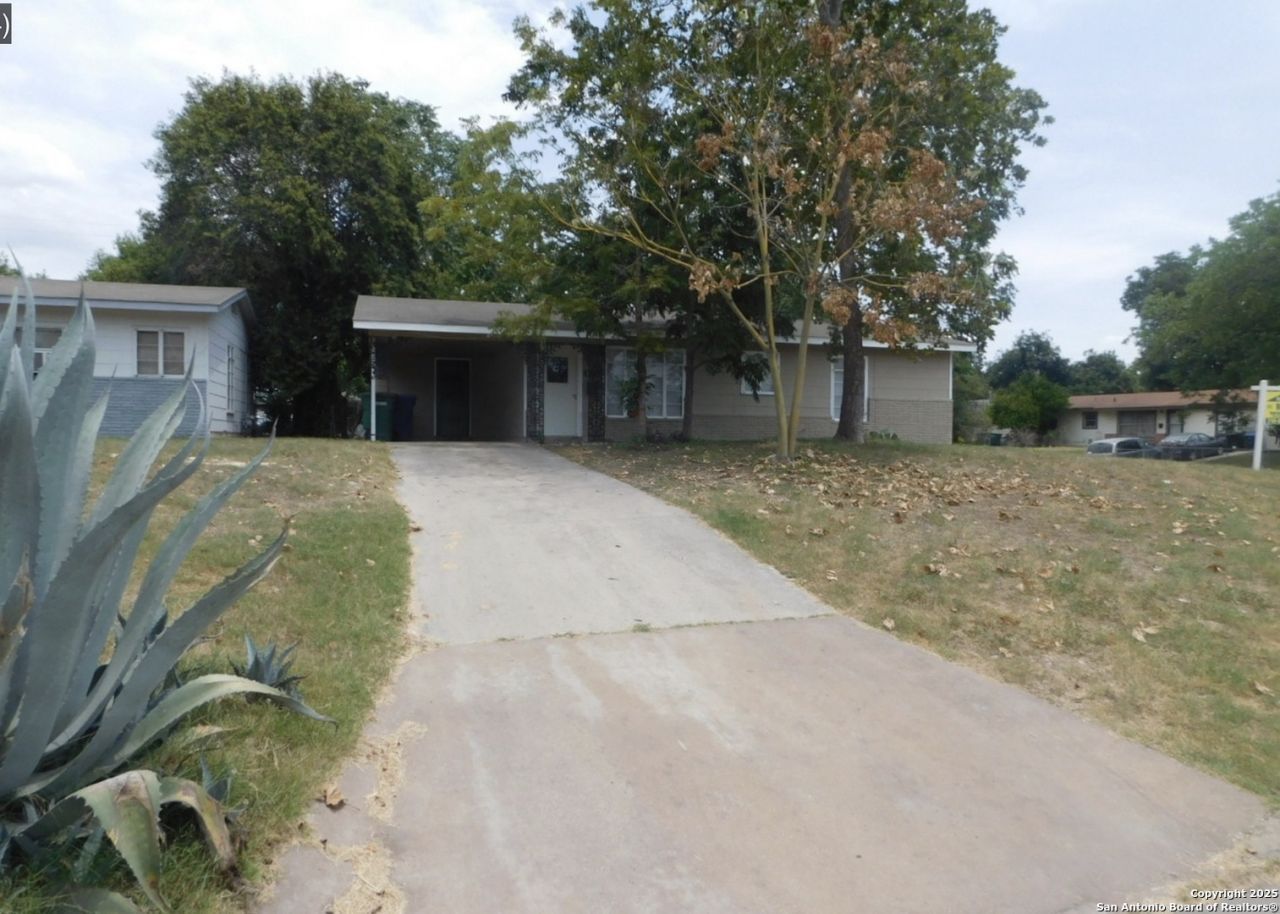 130 Eastwood, San Antonio, TX 78220 Main Photo