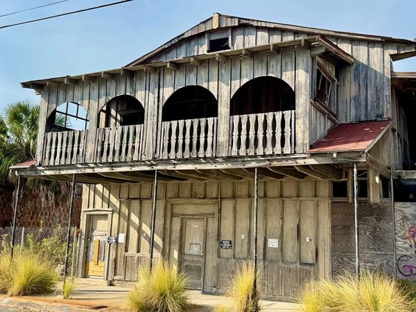 433 2nd St, Cedar Key, FL 32625