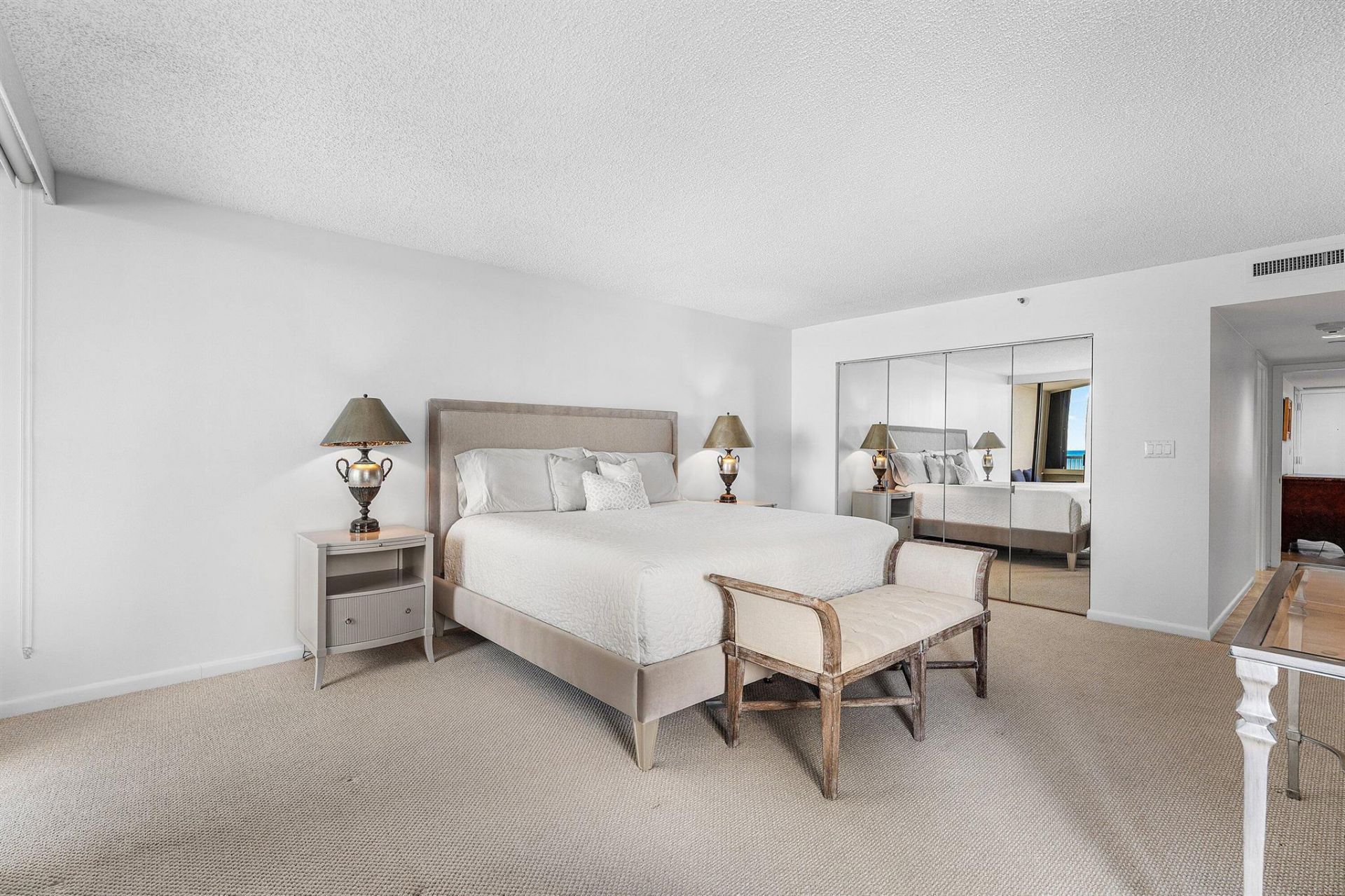 5070 N Ocean Drive, Unit 3b, Singer Island, FL 33404 Photo