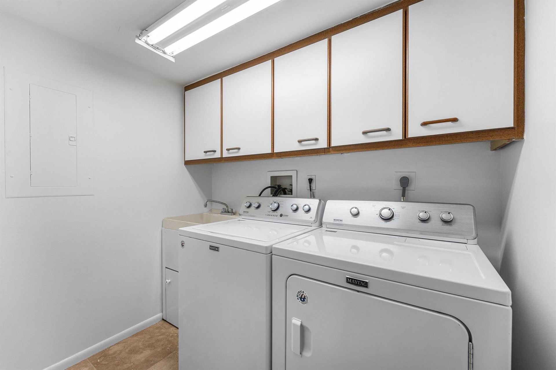 5070 N Ocean Drive, Unit 3b, Singer Island, FL 33404 Photo