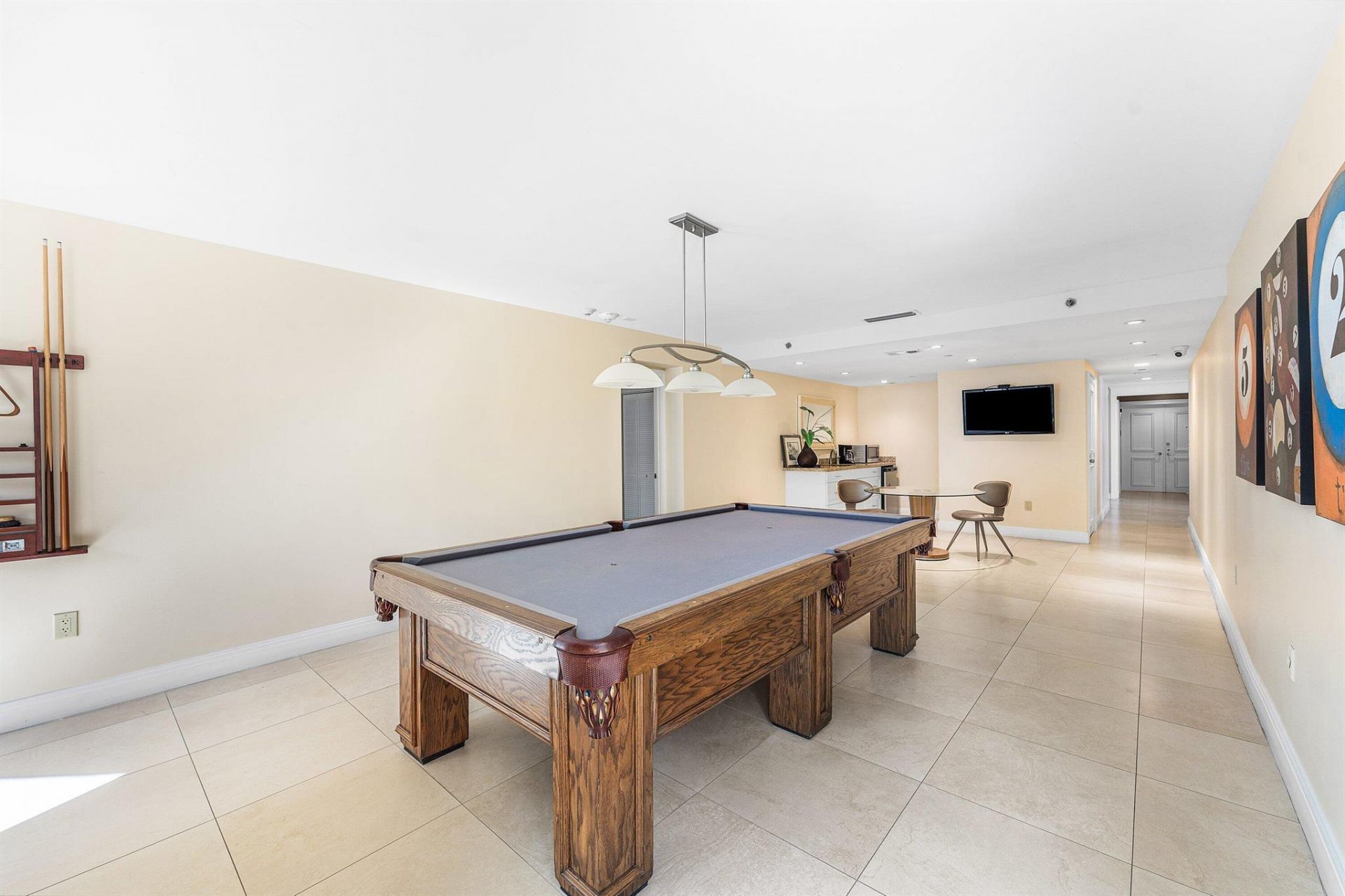 5070 N Ocean Drive, Unit 3b, Singer Island, FL 33404 Photo