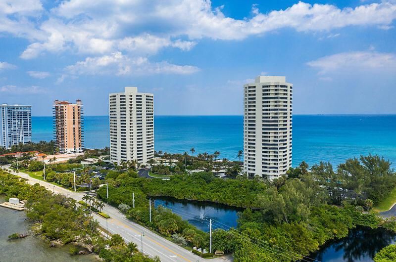 5070 N Ocean Drive, Unit 3b, Singer Island, FL 33404 Photo