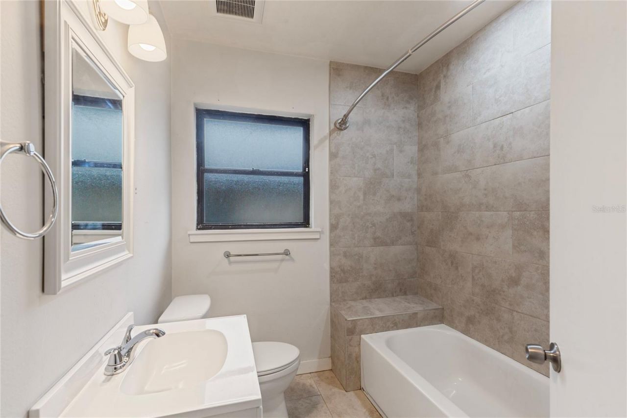 727 27th Avenue S, Saint Petersburg, FL 33705 Photo