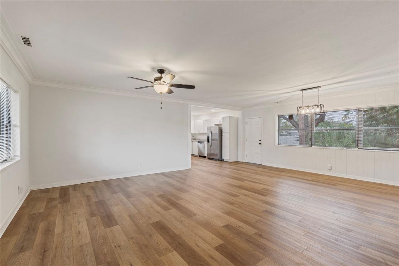 727 27th Avenue S, Saint Petersburg, FL 33705 Photo