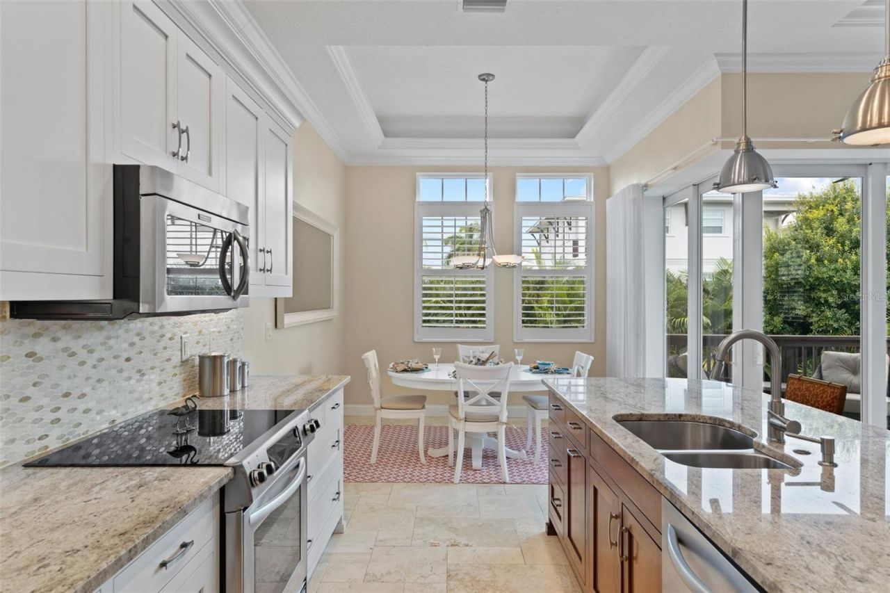 1021 Crescent Street, Unit 1, Sarasota, FL 34242 Photo