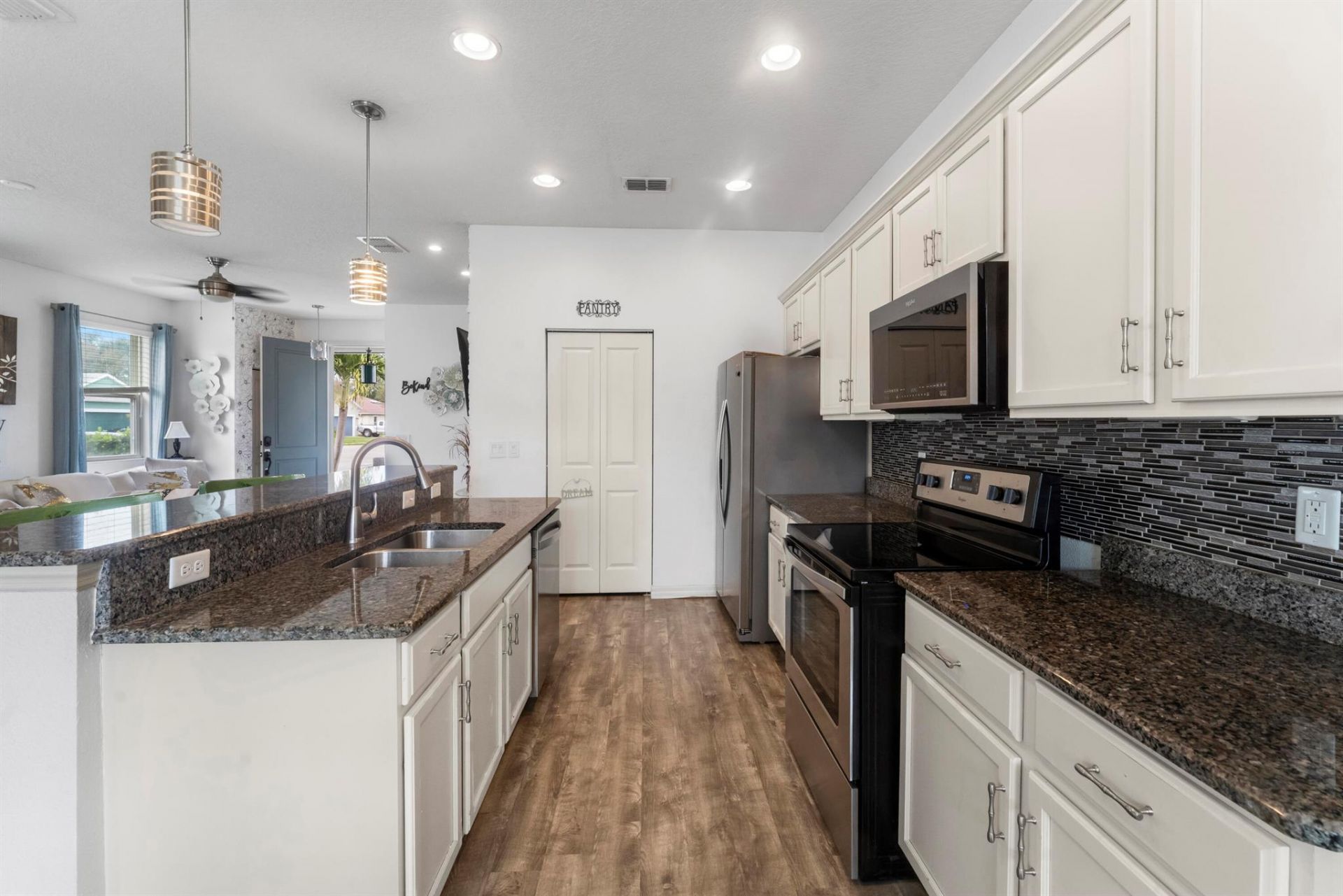 110 65th Avenue E, Bradenton, FL 34203 Photo