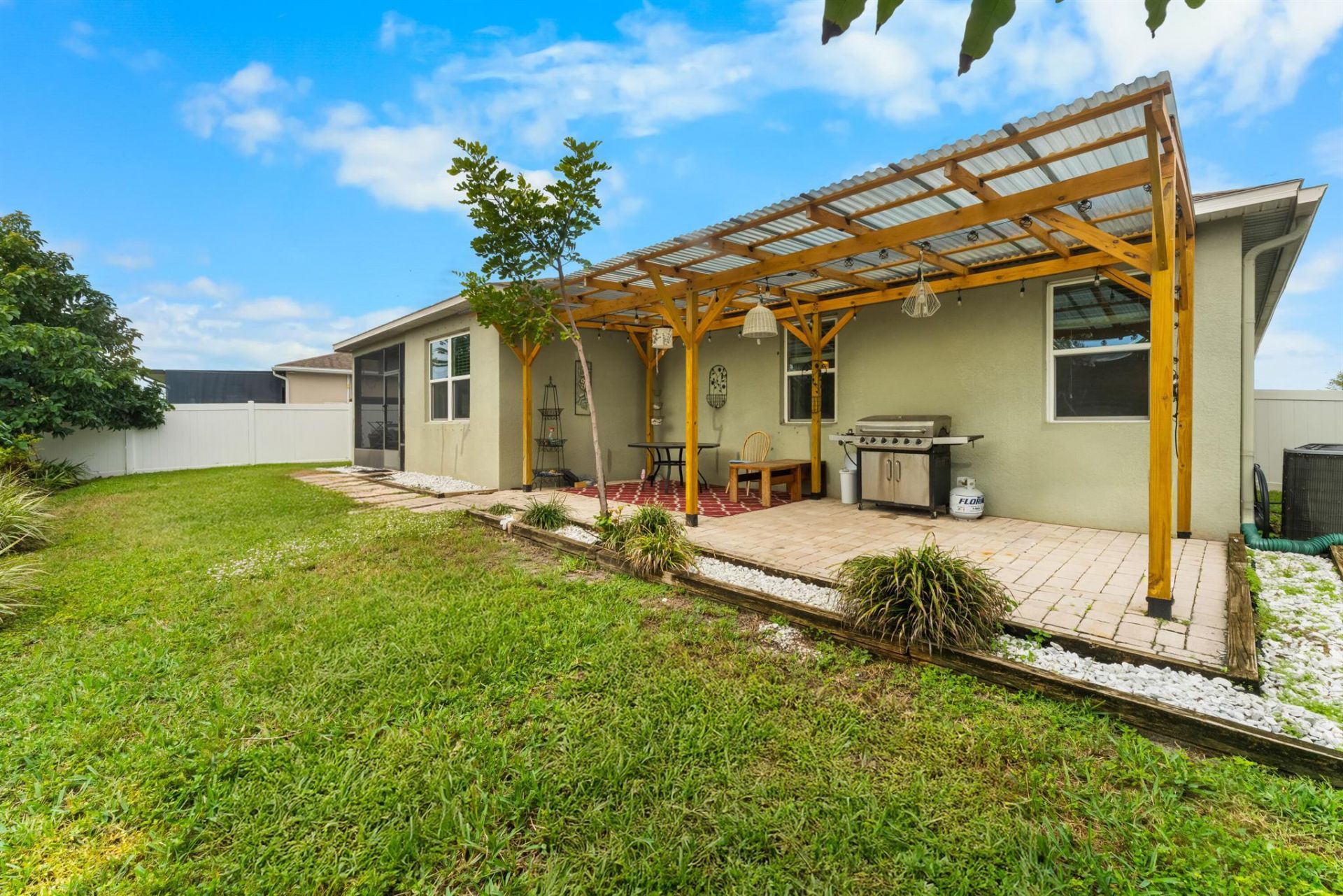 110 65th Avenue E, Bradenton, FL 34203 Photo