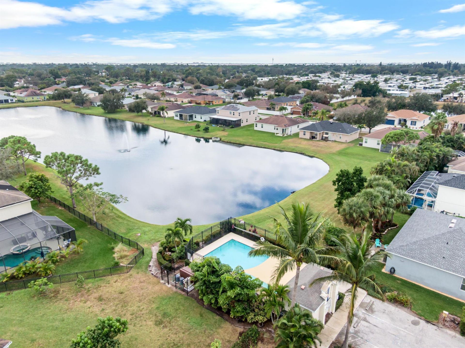 110 65th Avenue E, Bradenton, FL 34203 Photo