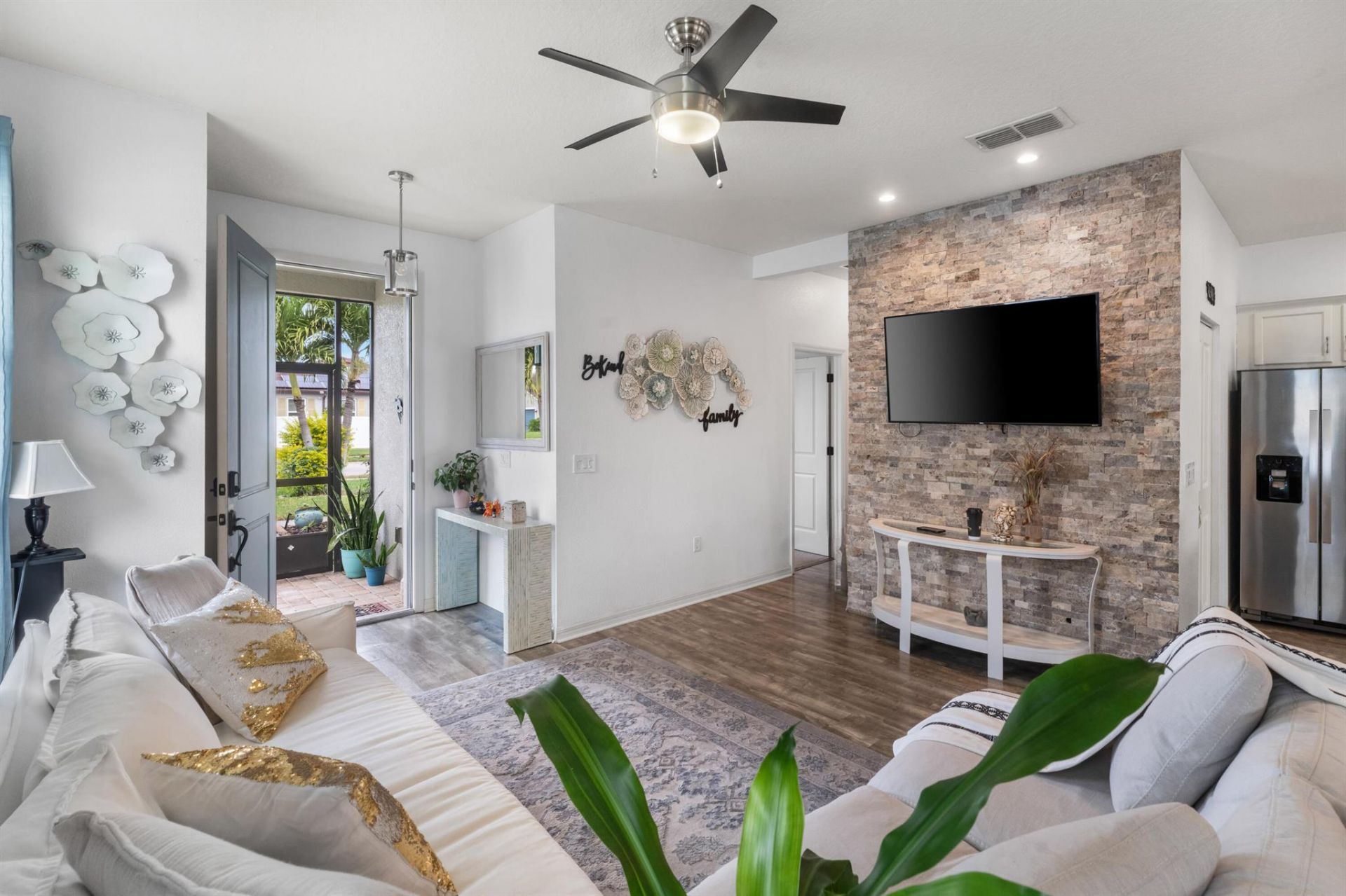 110 65th Avenue E, Bradenton, FL 34203 Photo