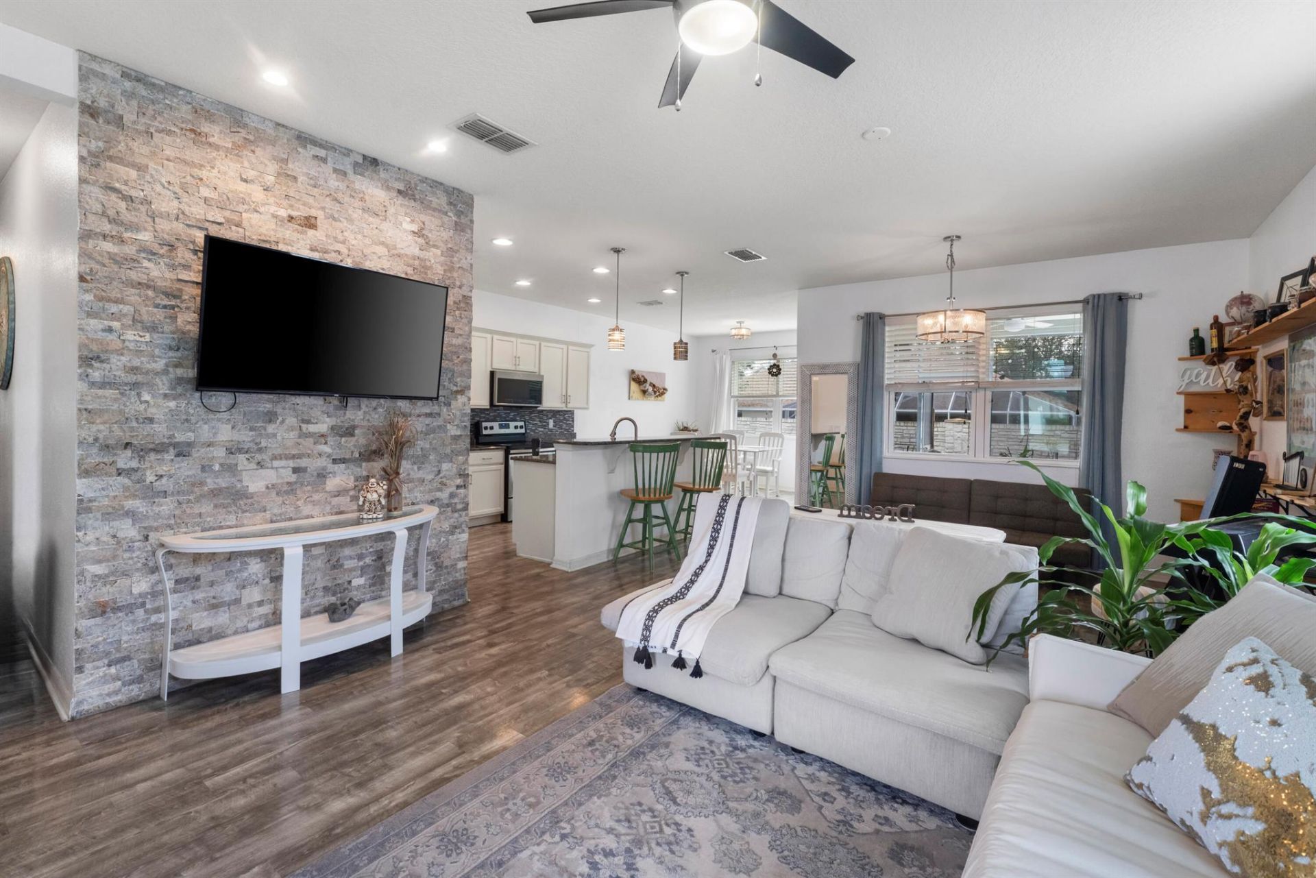 110 65th Avenue E, Bradenton, FL 34203 Photo