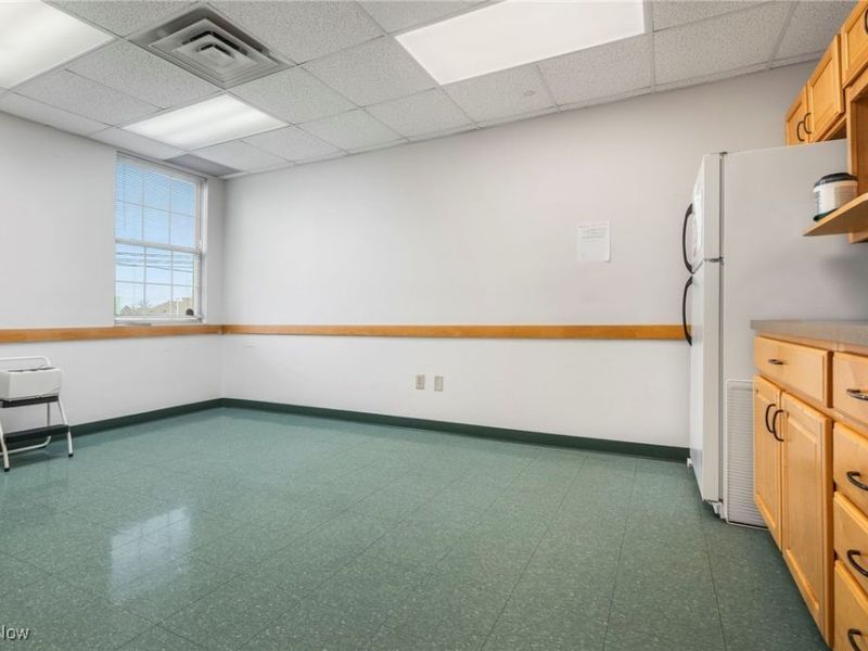 91 5th Street SE, Barberton, OH 44203 Photo 11