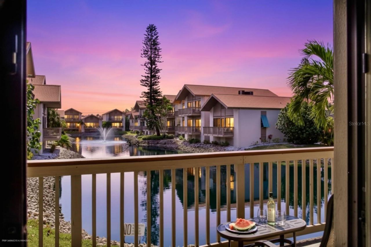 1087 Lake House Circle, Unit C104, Sarasota, FL 34242 Photo