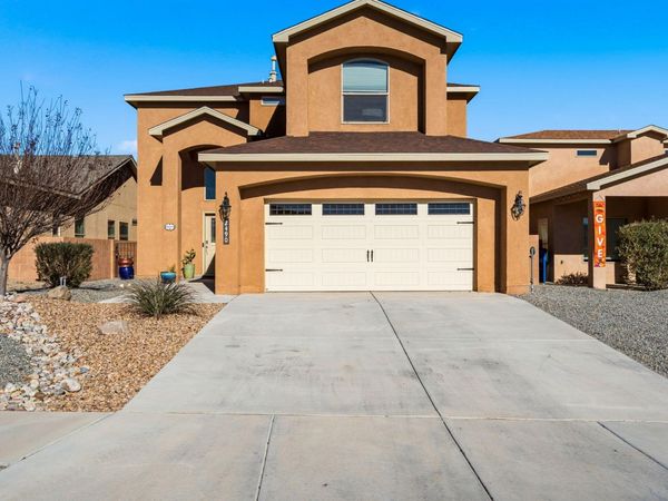 2490 Desert Sky Street SW, Los Lunas, NM 87031