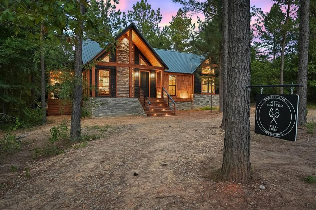 42 Hickory Ridge Road, Broken Bow, OK 74728 Main Photo