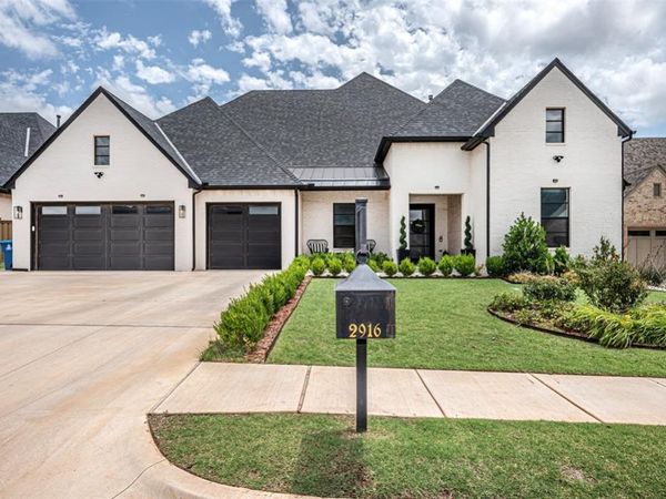 2916 Wood Thrush Way, Edmond, OK 73012