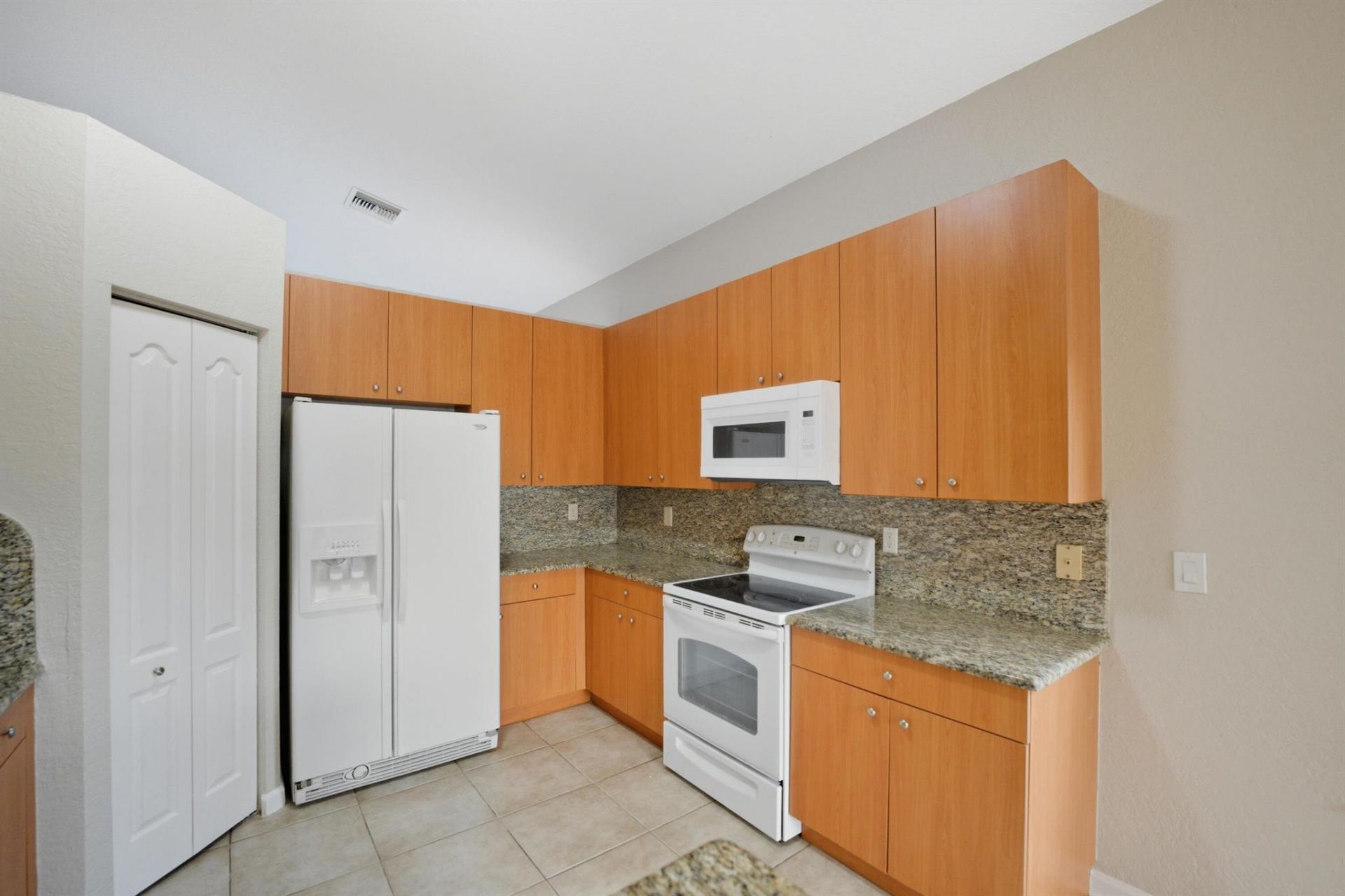 6217 Spring Lake Terrace, Fort Pierce, FL 34951 Photo
