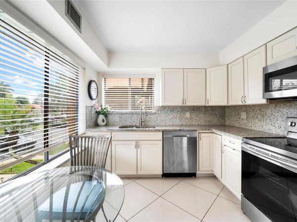 11205 Green Lake 204 Drive, Unit 204, Boynton Beach, FL 33437