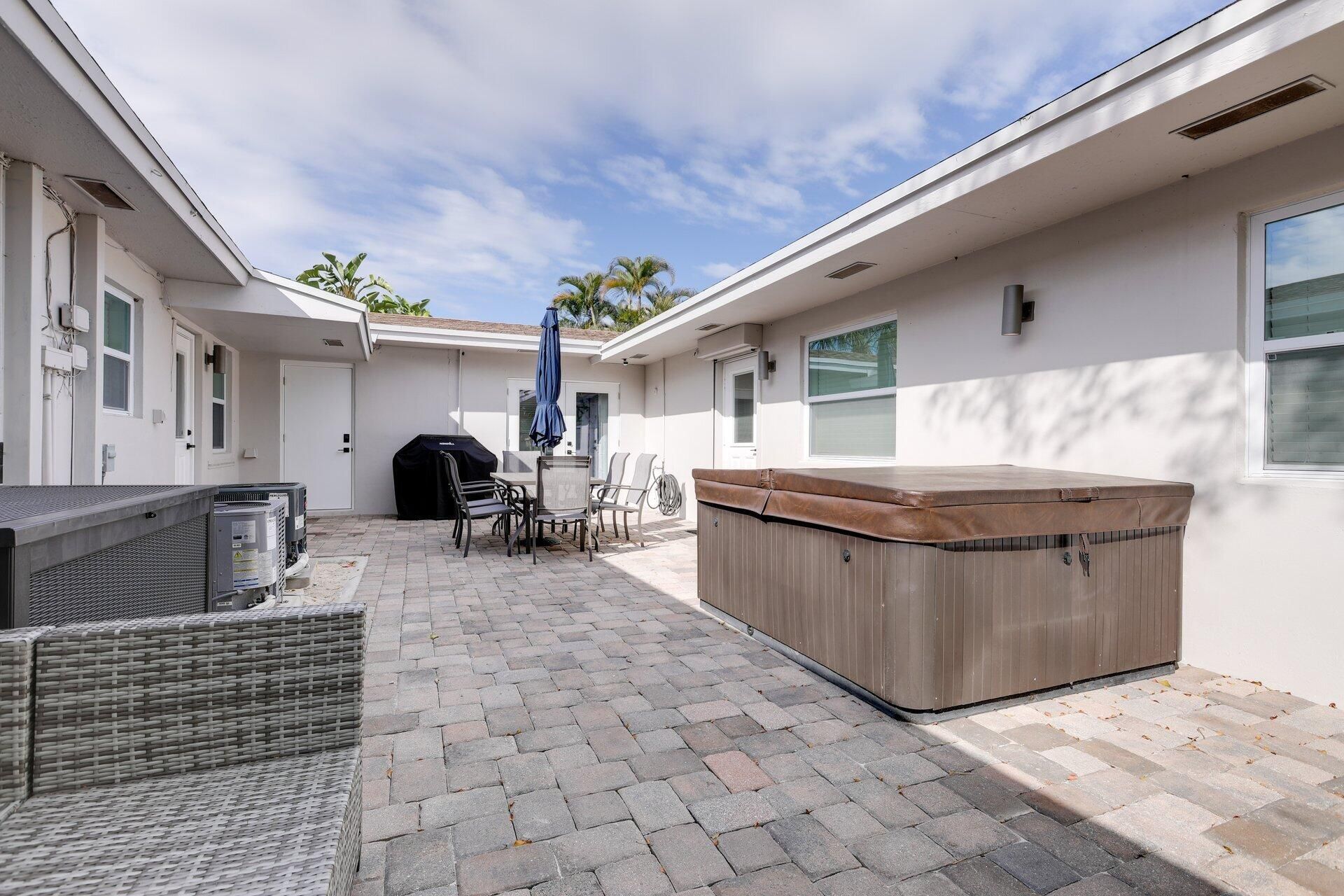522 Eastwind Drive, North Palm Beach, FL 33408 Photo