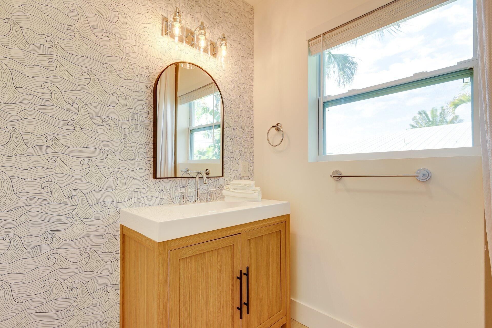 526 Eastwind Drive, Unit 526, North Palm Beach, FL 33408 Photo