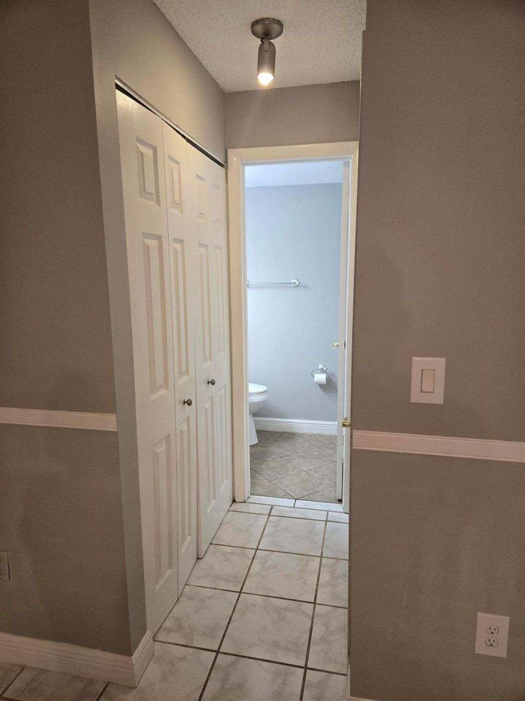 4844 Alder Drive, Unit B, West Palm Beach, FL 33417 Photo