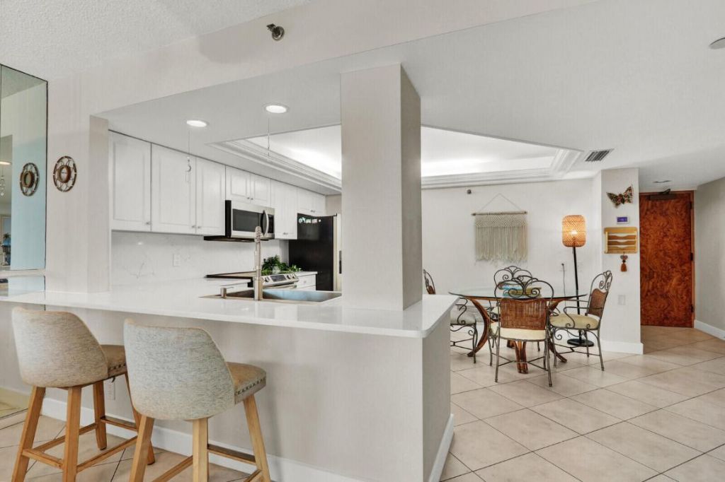 2800 N Highway A1a, Unit 206, Fort Pierce, FL 34949 Photo