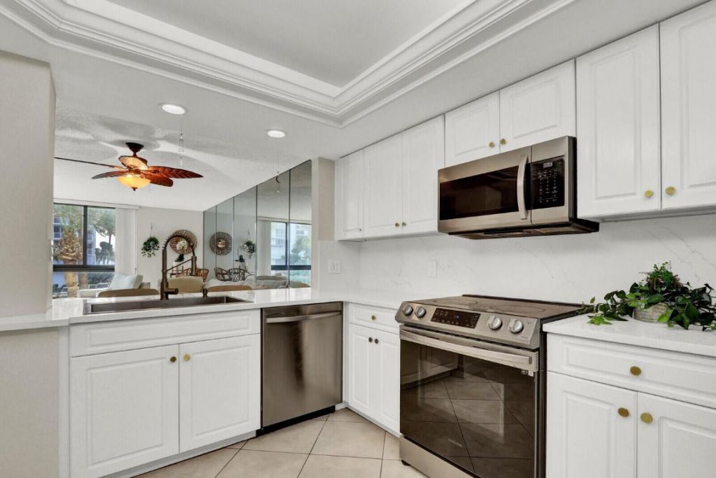 2800 N Highway A1a, Unit 206, Fort Pierce, FL 34949 Photo