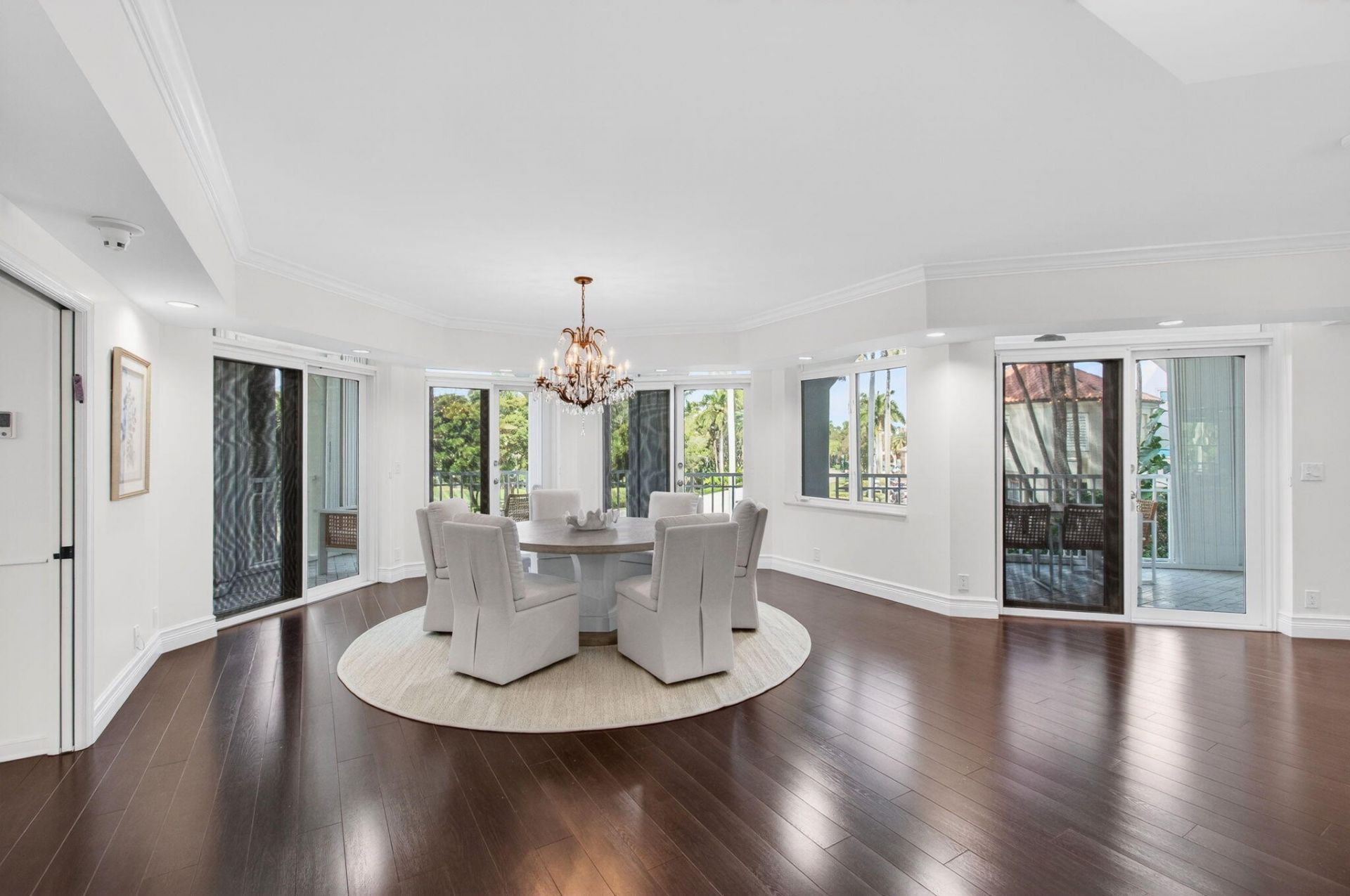 300 SE 5th Avenue, Unit 2160, Boca Raton, FL 33432 Photo