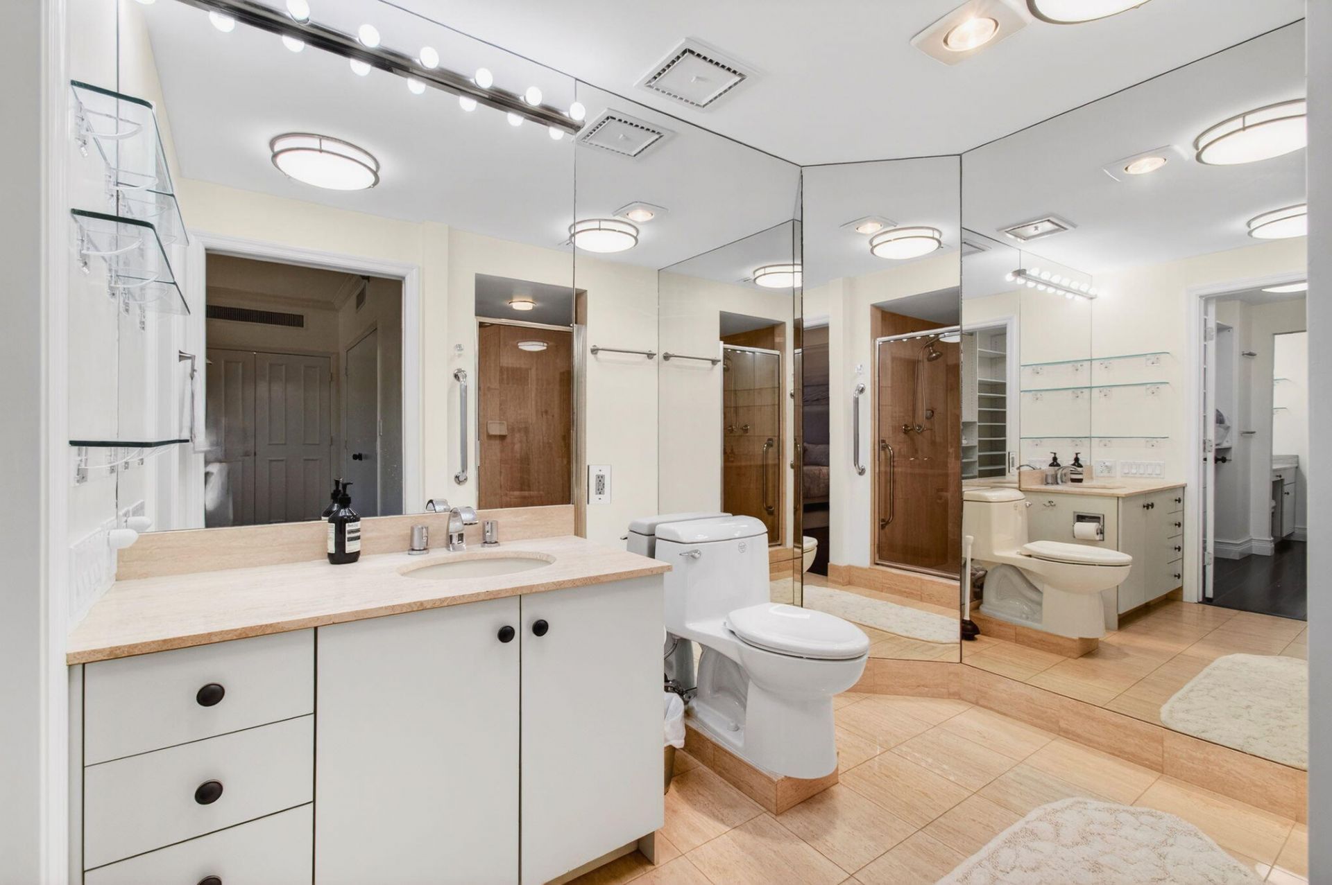 300 SE 5th Avenue, Unit 2160, Boca Raton, FL 33432 Photo