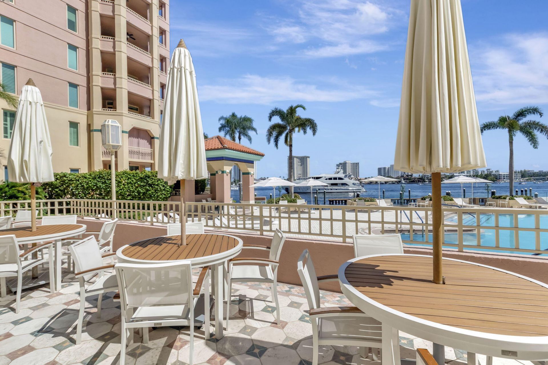 300 SE 5th Avenue, Unit 2160, Boca Raton, FL 33432 Photo