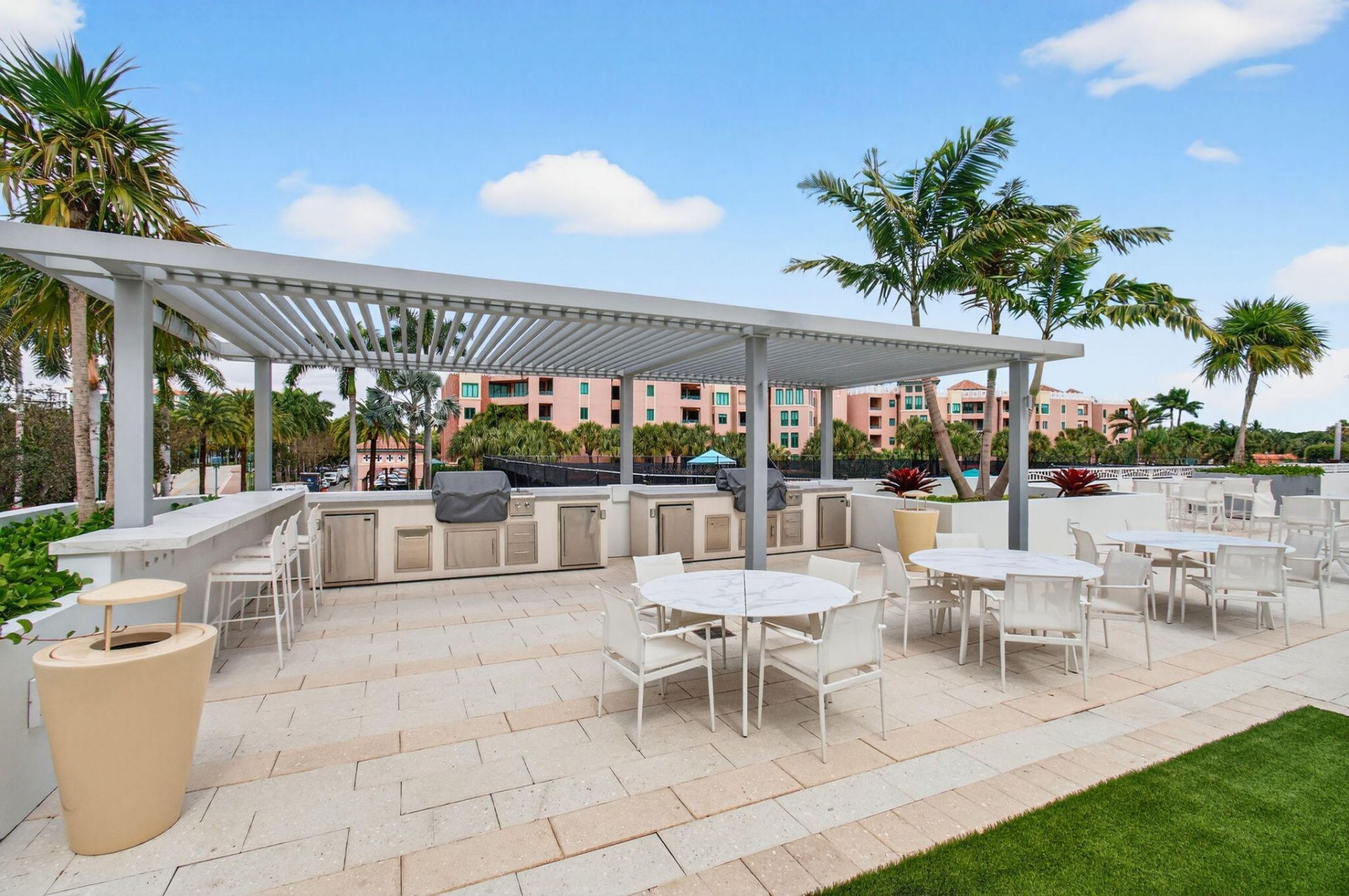 300 SE 5th Avenue, Unit 2160, Boca Raton, FL 33432 Photo