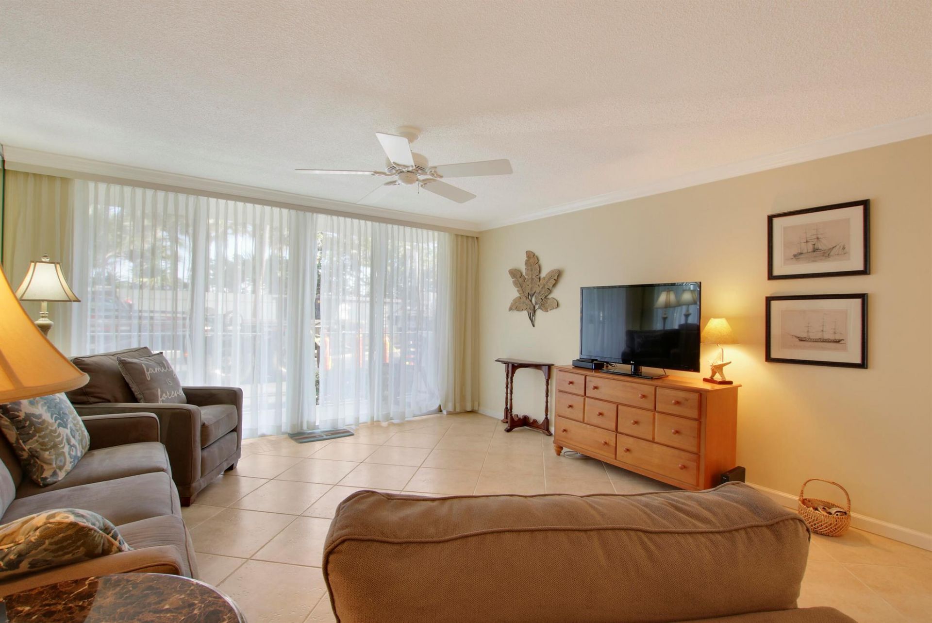 630 Ocean Drive, Unit 102, Juno Beach, FL 33408 Photo