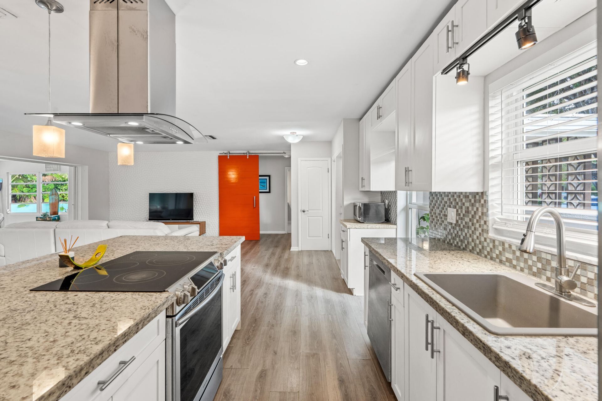 113 Park Lane E, Hypoluxo, FL 33462 Photo