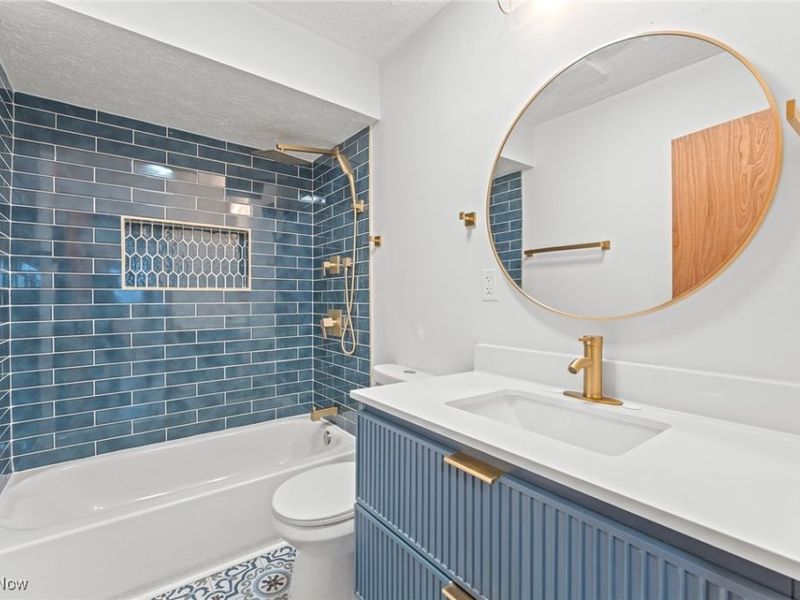 5266 Wilson Mills Road, Cleveland, OH 44143 Photo 12