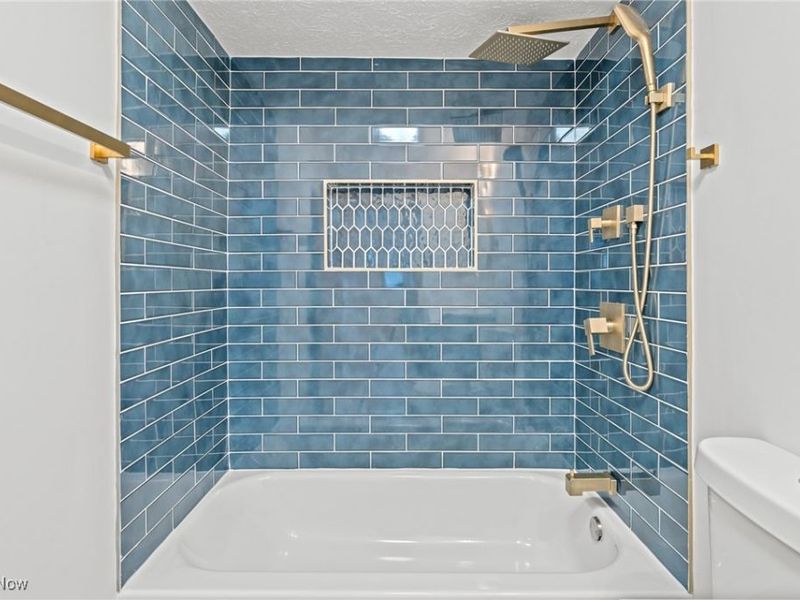 5266 Wilson Mills Road, Cleveland, OH 44143 Photo 13