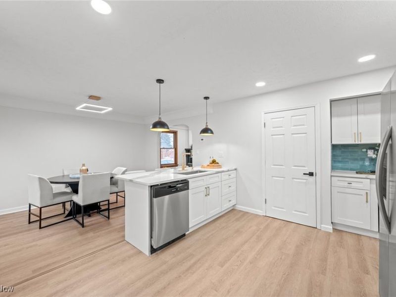 5266 Wilson Mills Road, Cleveland, OH 44143 Photo 19