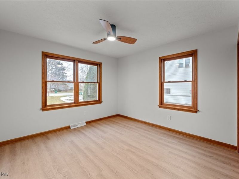 5266 Wilson Mills Road, Cleveland, OH 44143 Photo 24