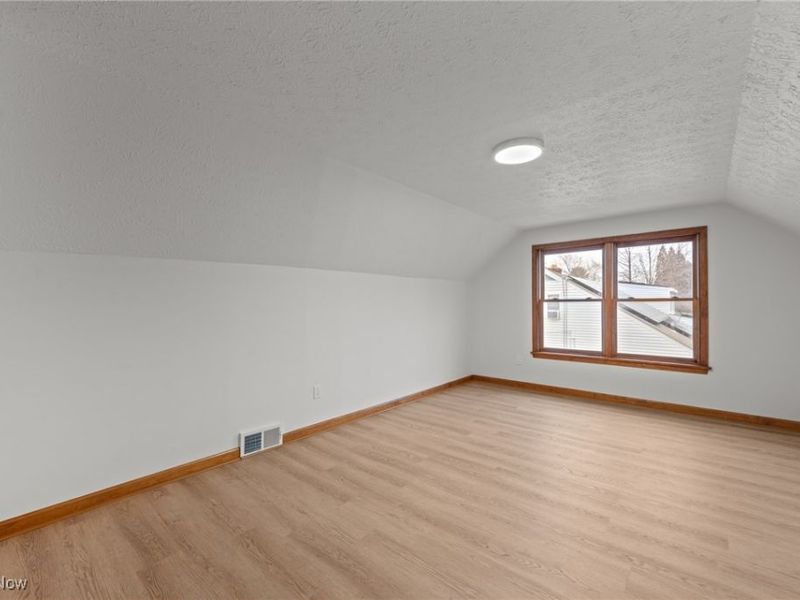 5266 Wilson Mills Road, Cleveland, OH 44143 Photo 31