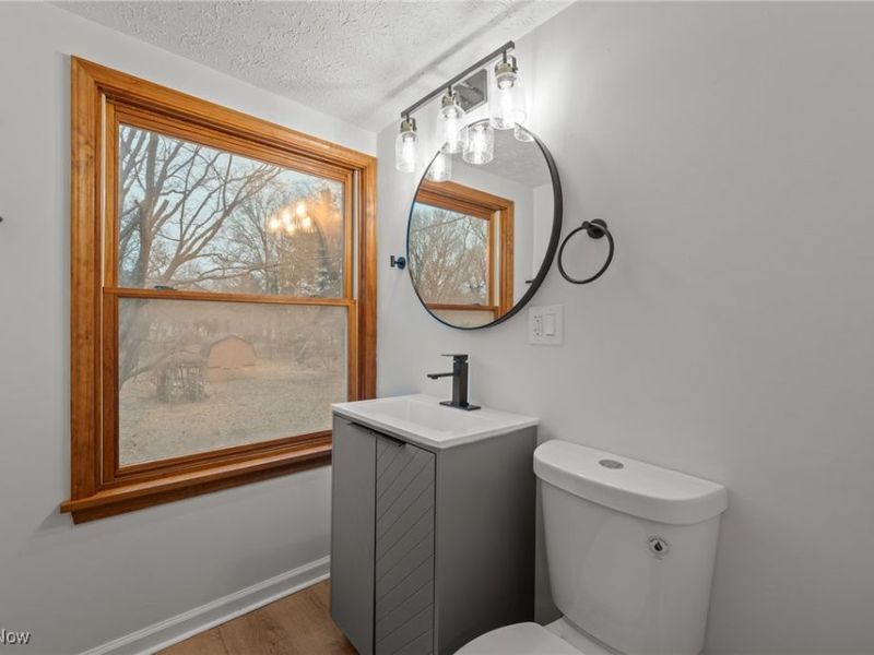 5266 Wilson Mills Road, Cleveland, OH 44143 Photo 33