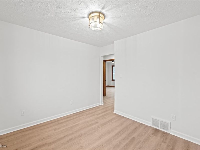 5266 Wilson Mills Road, Cleveland, OH 44143 Photo 8