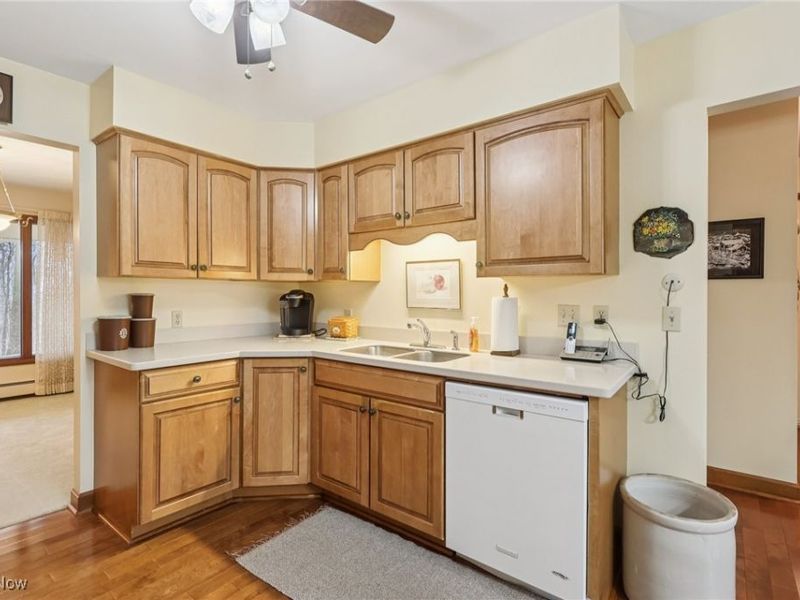 1576 King Road, Hinckley, OH 44233 Photo 12